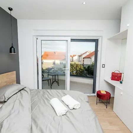 Nola Vila Vodice