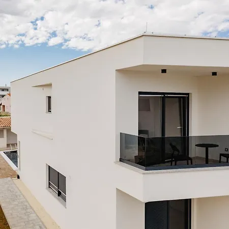 Vila Nola *